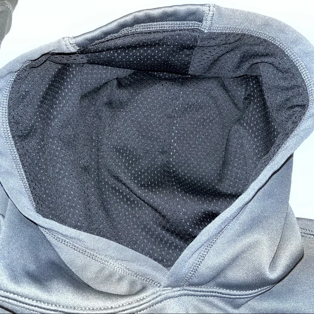 NIKE Kids Youth Therma Fit Hoodie Pullover Gray Black Medium